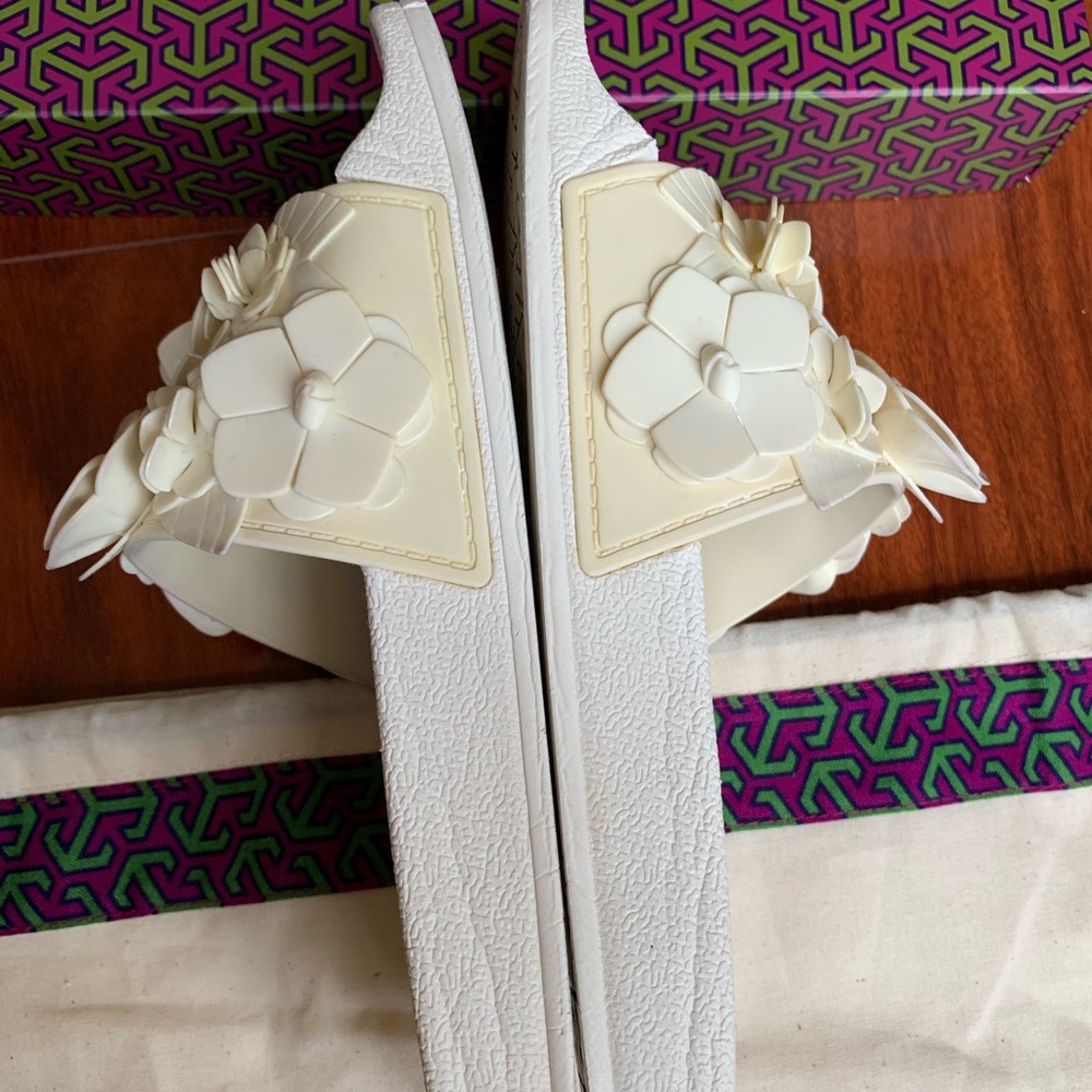 Authentic Tory Burch - Picture 5 of 10